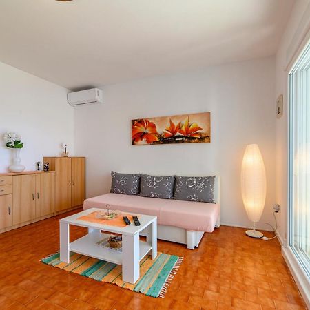Holiday Home Andrea Primosten Ngoại thất bức ảnh