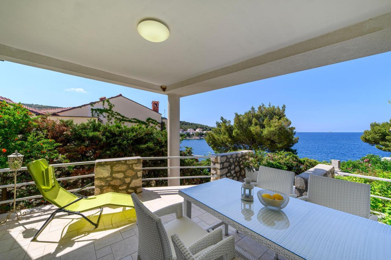 Holiday Home Andrea Primosten Ngoại thất bức ảnh