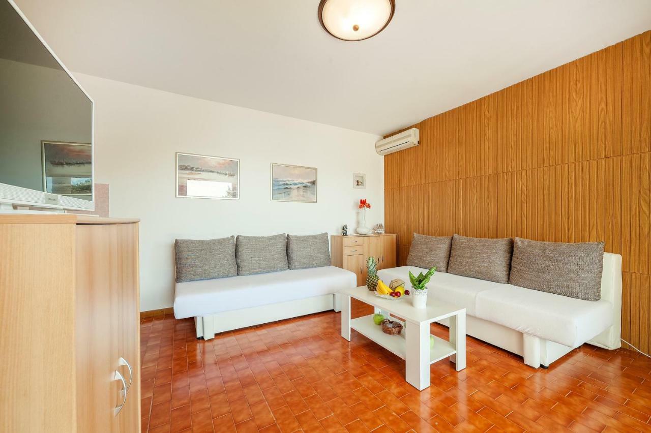 Holiday Home Andrea Primosten Ngoại thất bức ảnh