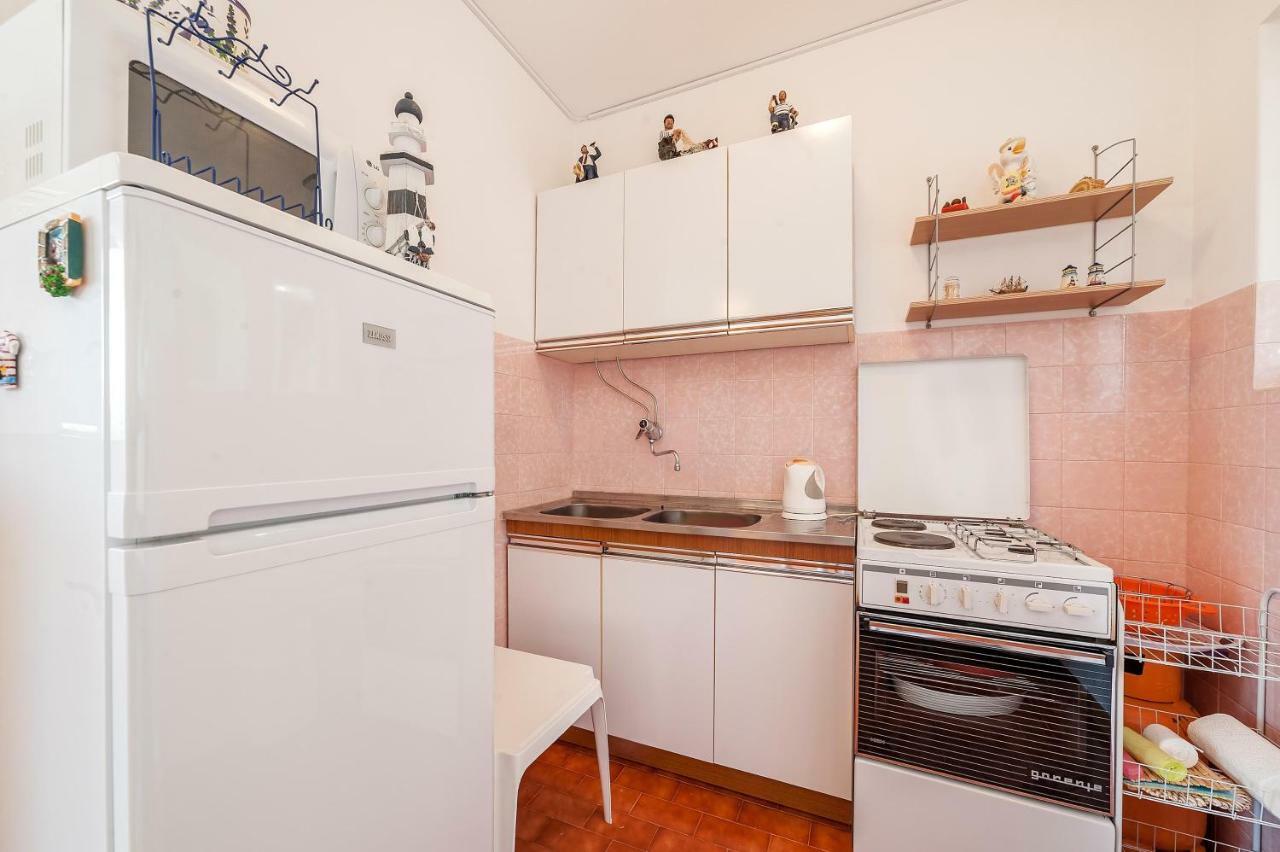 Holiday Home Andrea Primosten Ngoại thất bức ảnh