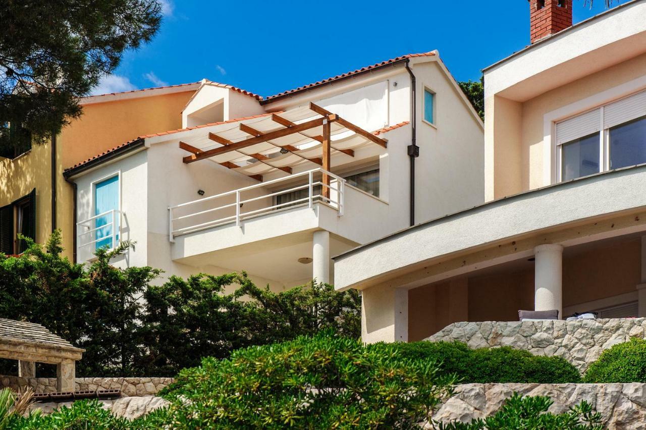 Holiday Home Andrea Primosten Ngoại thất bức ảnh